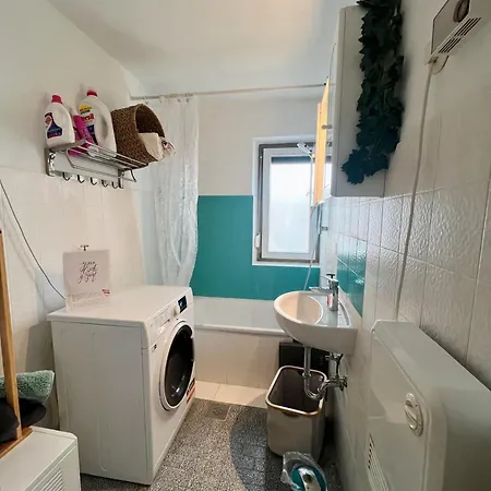 Gemuetlicher Raum, منزل للإقامة Gampern