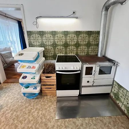 Homestay Gemuetlicher Raum, *