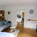 Gemuetlicher Raum, Gampern