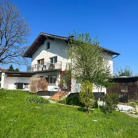 Homestay Gemuetlicher Raum,